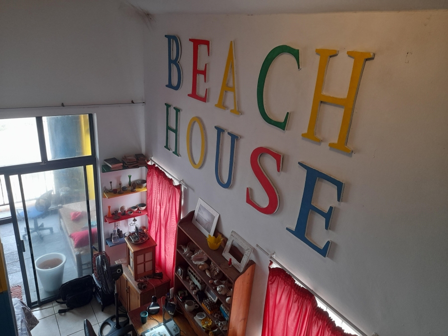 To Let 2 Bedroom Property for Rent in Muizenberg Western Cape